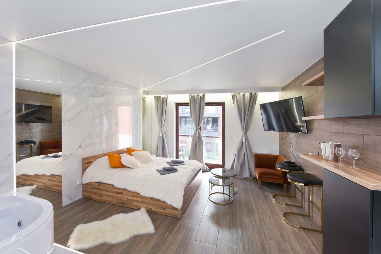 Yourapart Chmielna Park Exclusive Z Wanna Wolnostojaca Lub Jacuzzi Gdańsk Kültér fotó